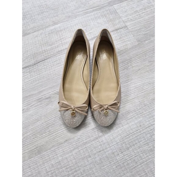 Michael Kors Silver glitter Front bow W/ Charms flat size 7-7.5M - Picture 2 of 16